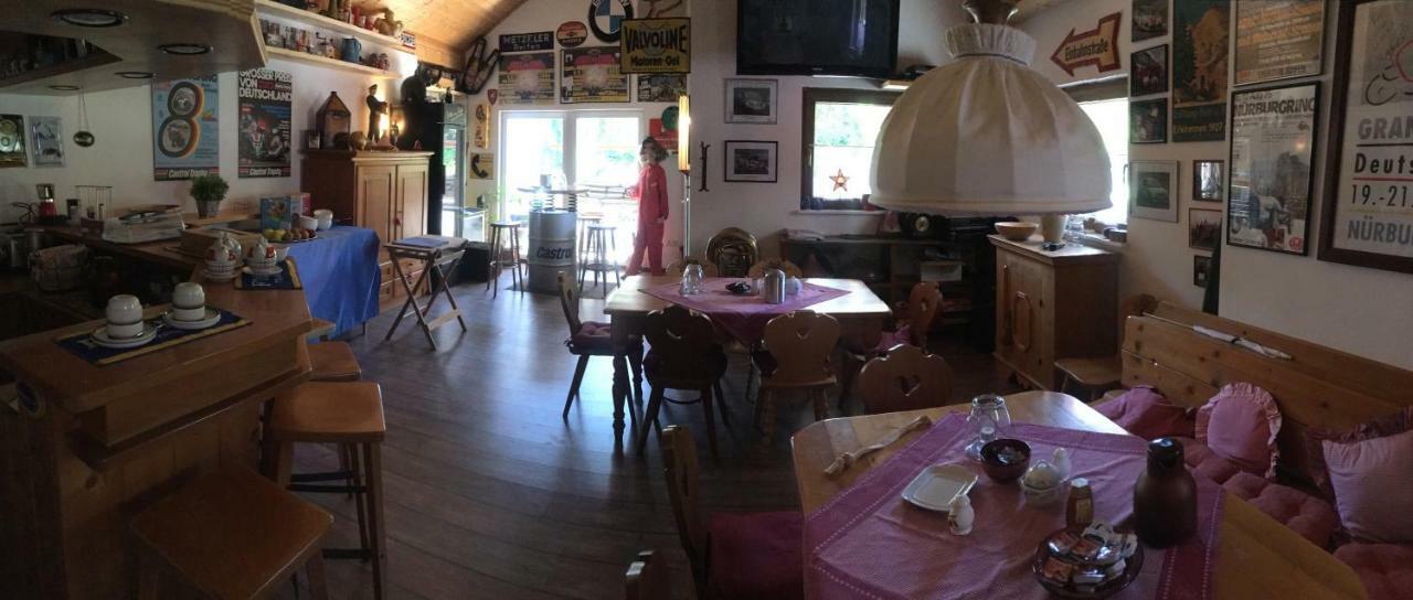 The Place After The Race B&B Müllenbach Eksteriør bilde